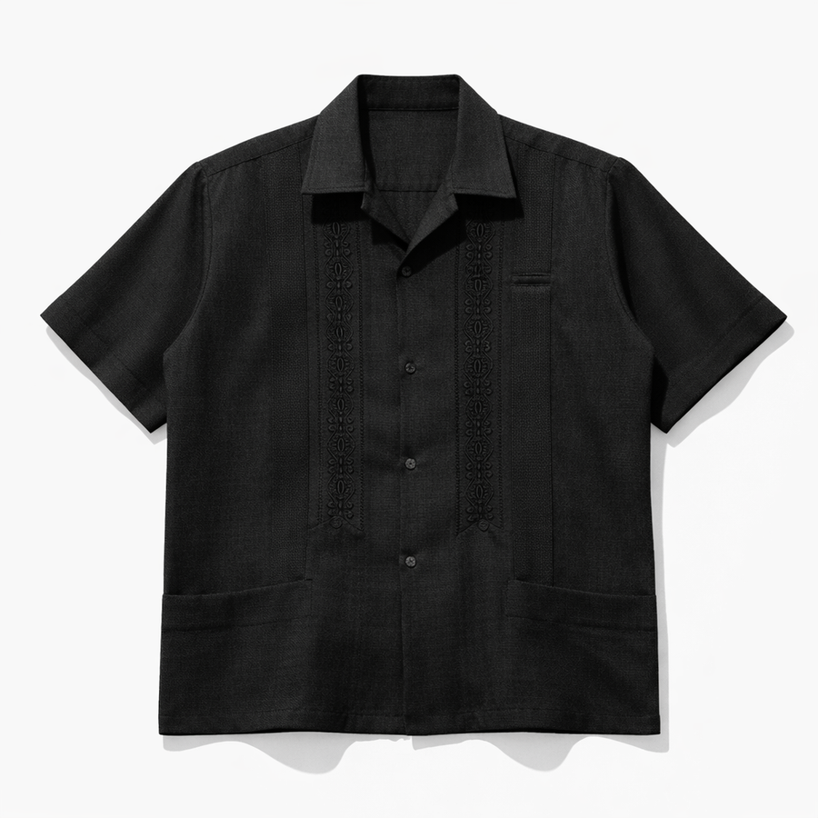 Guayabera Negra · Bordado Tonal